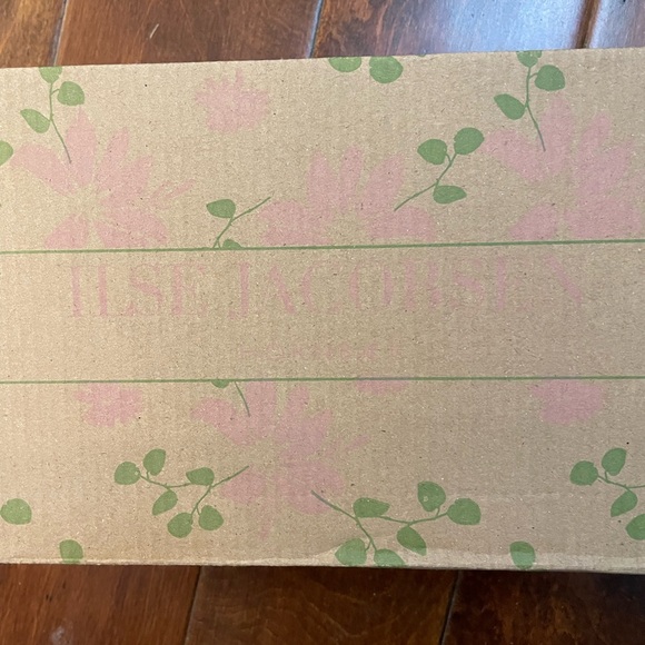 ILSE JACOBSEN Womens Gray Tulip Laser Cut Slip On Rubber Sole Shoe Size 36 - Picture 16 of 16